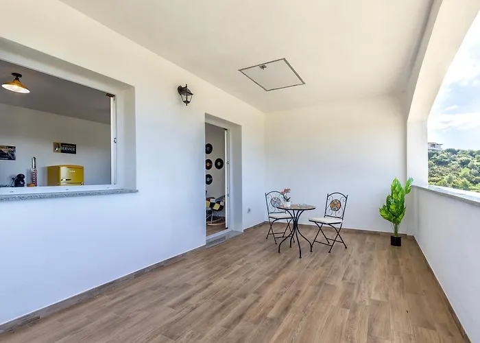 New&Vintage Villa - Anni 70'